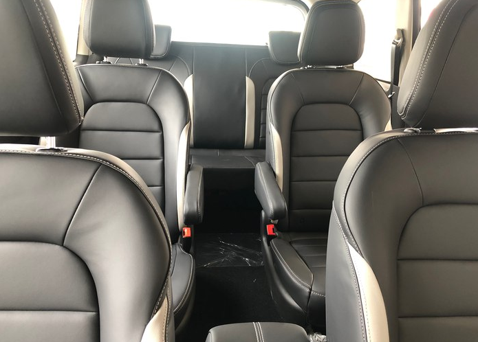 纵置后驱宽体神车，配250N·m，满油可跑730km，顶配都不到8万