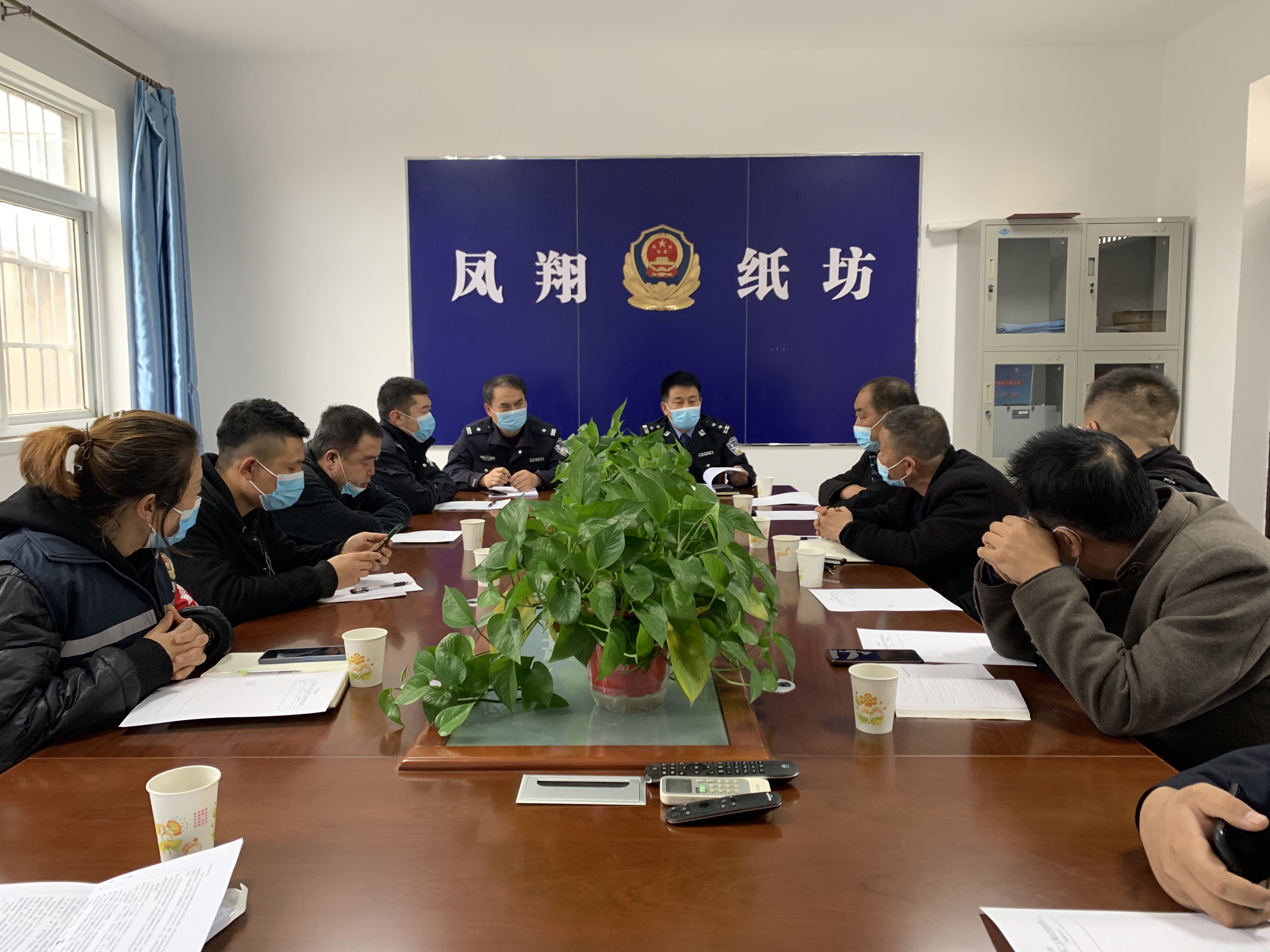 向人民汇报，请人民评议：宝鸡公安凤翔分局纸坊派出所平安建设这样抓