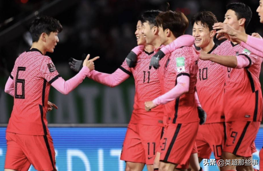 1-0！韩国队5轮不败登顶，射门20-1碾压，孙兴慜2次中门框