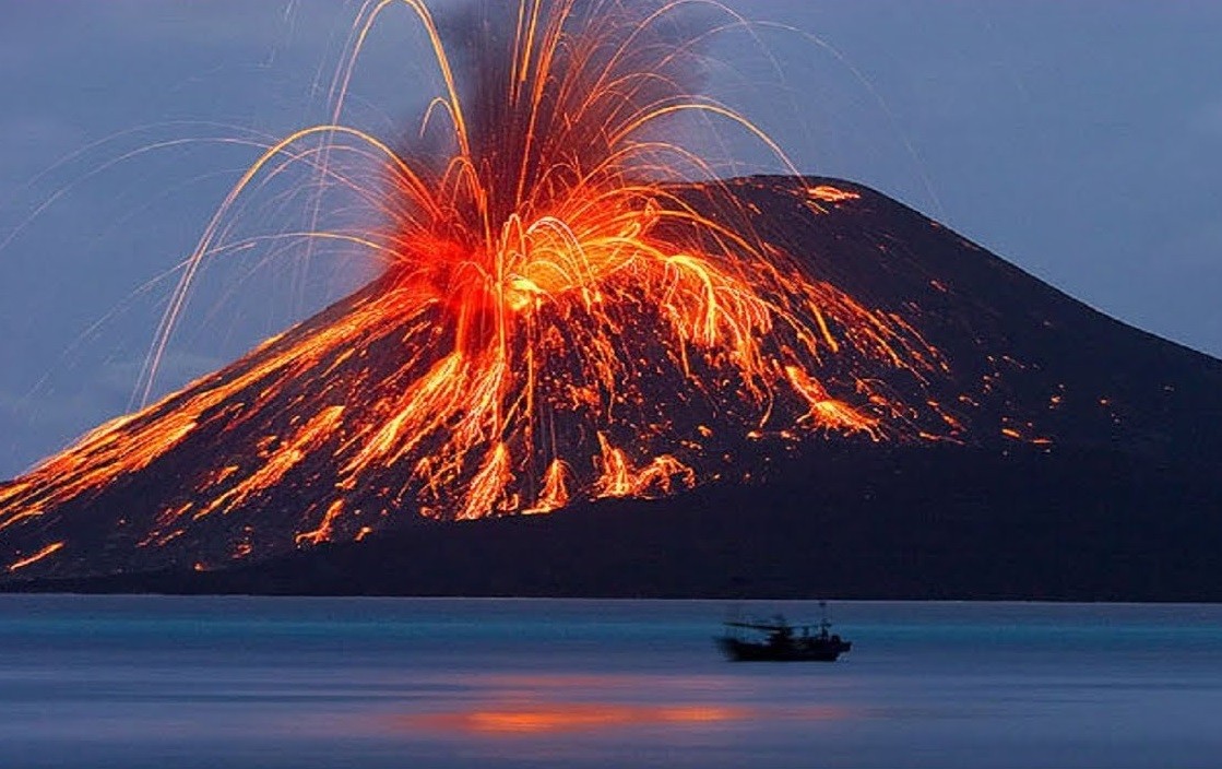 专家预测：富士山可能会大爆发！火山会导致日本岛沉没吗？