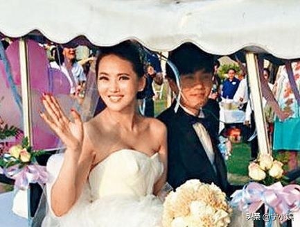 娱乐圈不被看好的8对姐弟恋，最大年龄差16岁，