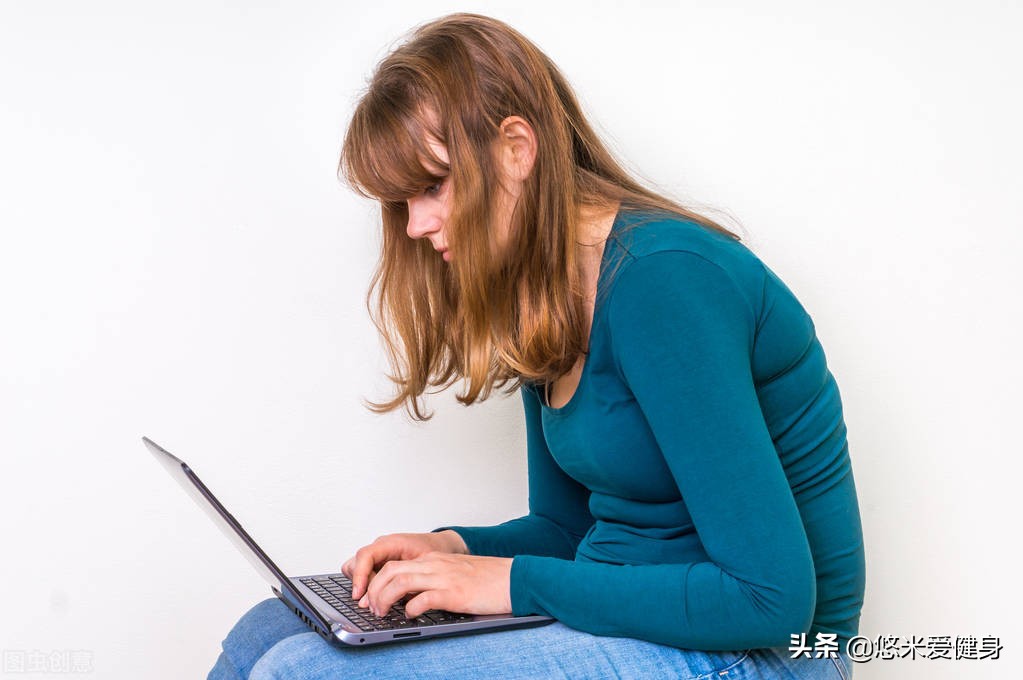 经常久坐容易形成小肚子，教你4种调节方法，轻松消除下腹部赘肉