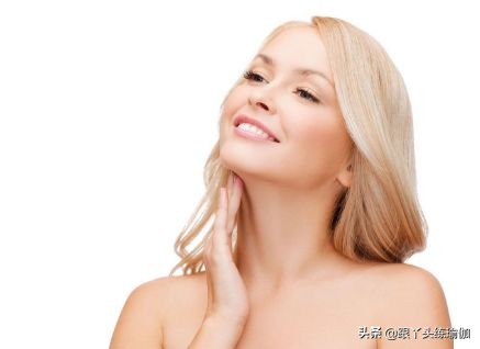 别让颈纹暴露了你的年龄！教你几招，帮你轻松消除颈纹