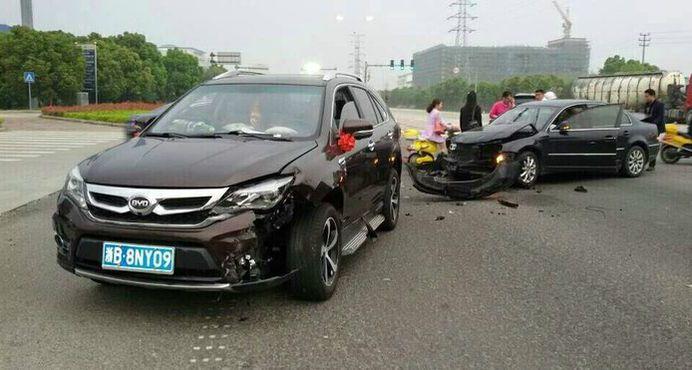 比亚迪的车居然被称为公路坦克 这个梗的出处原来在这里