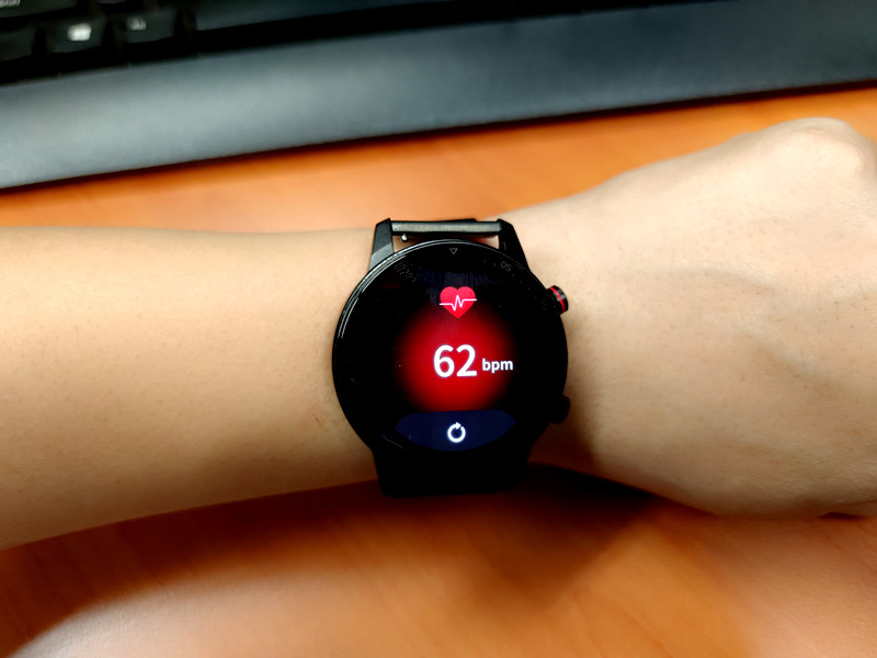 智能手表从此有了“纯欲”天花板！努比亚红魔手表精钢版新品体验