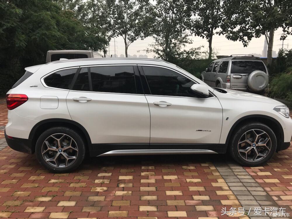 女车主详细评宝马X1混动，根本不用恐慌紧凑suv的空间！