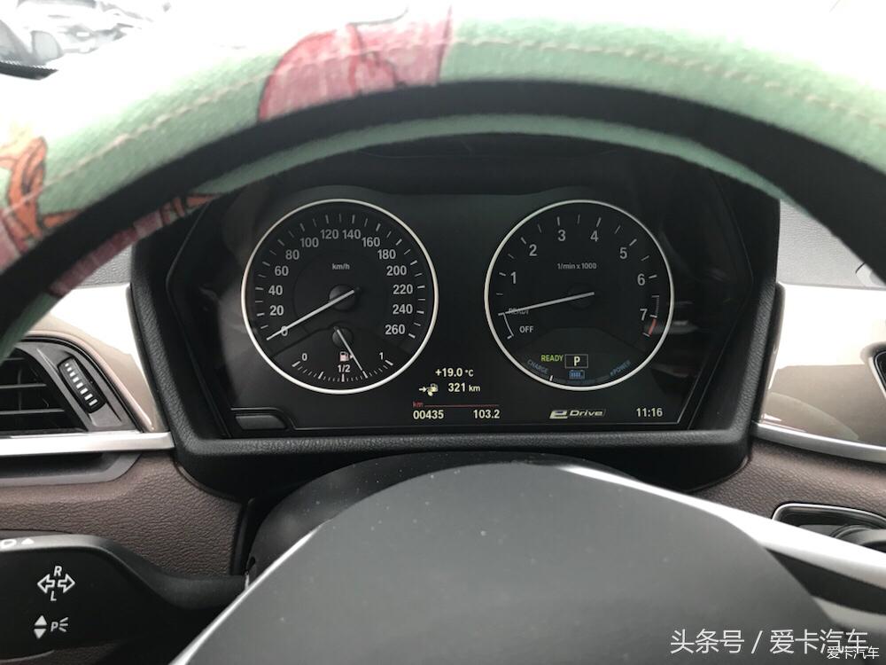女车主详细评宝马X1混动，根本不用恐慌紧凑suv的空间！