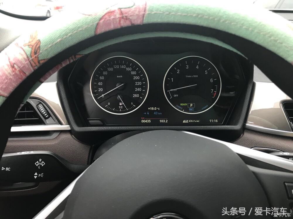 女车主详细评宝马X1混动，根本不用恐慌紧凑suv的空间！