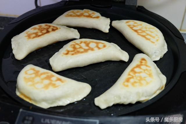 薄皮大馅，外焦里嫩，放多久都不会硬的烫面馅饼做法来了！