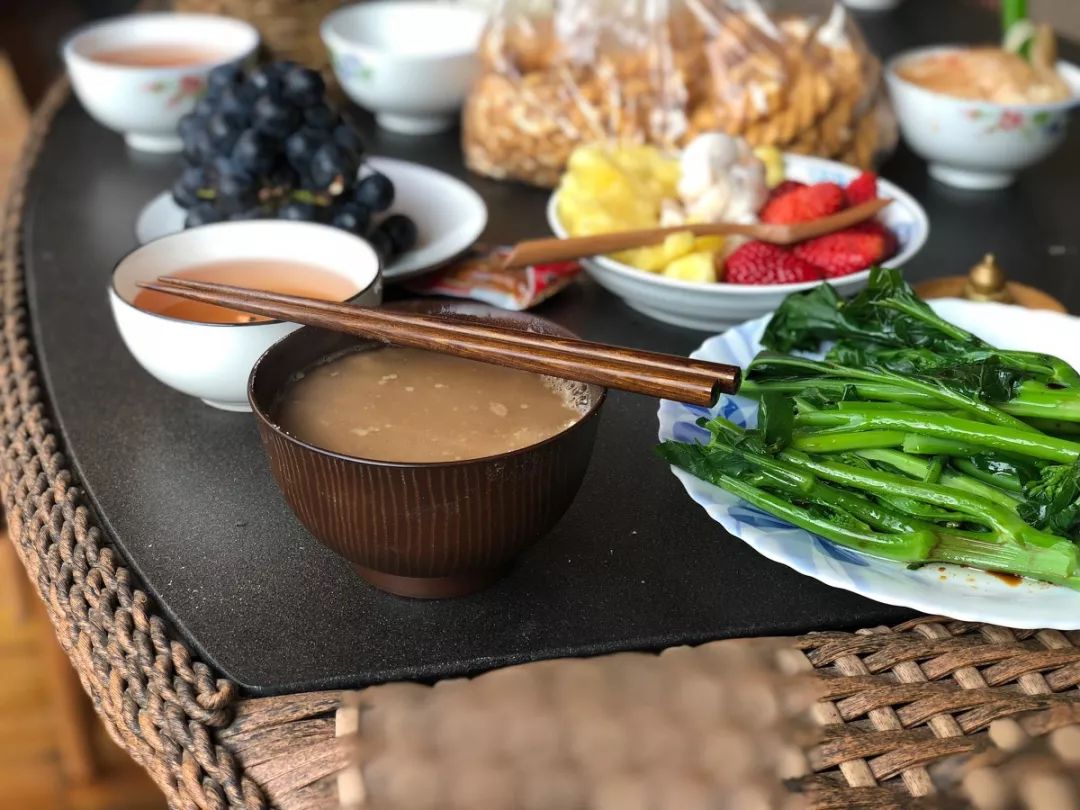 第一次去西藏，走青藏线好还是川藏线好？