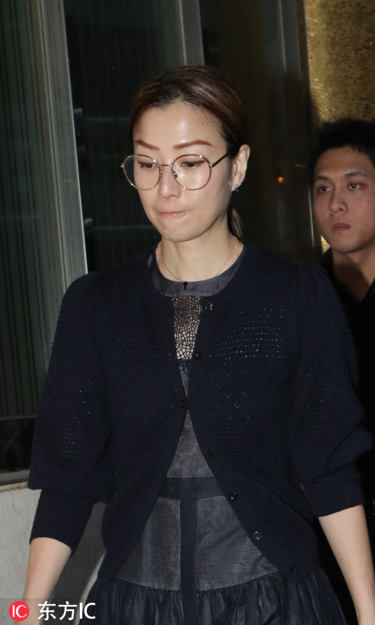 卢凯彤告别式陈奕迅梁咏琪郑秀文现身,与太太余静萍婚纱照曝光