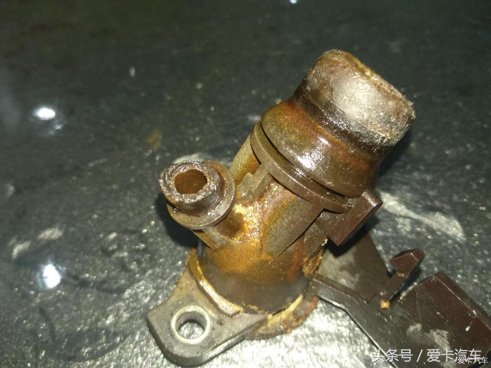 有意外收获 奥迪A4L换真空泵密封垫