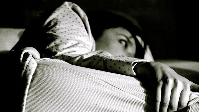 《科学》子刊：一宿不睡代谢崩溃！科学家发现，通宵之后身体竟然倾向合成脂肪、分解肌肉