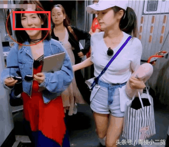 謝娜被揩油張傑吃醋，李冰冰被問查稅臉色僵硬表示：我做合法事情