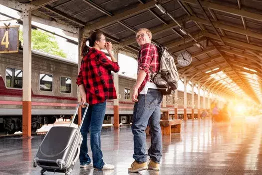 出国旅行,机场“取行李”不是find my luggage!弄错就糟糕了!