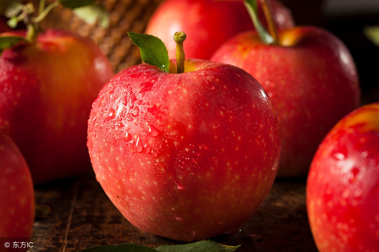 早上金苹果，晚上烂苹果？让营养师来告诉你，什么时间吃苹果好_身体