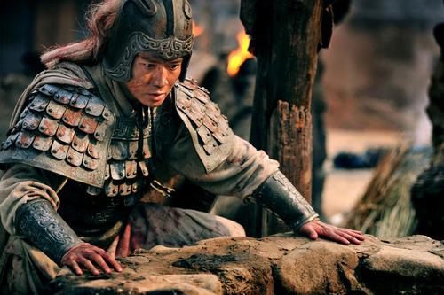 在《三国演义》里面,各个武将皆是各种的虎背熊腰,一看就是很有力气.
