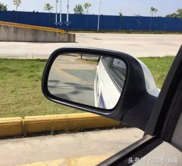 科二侧方停车满分操作技巧及新规扣分标准，掌握好考试不再难