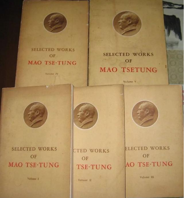 2000年中国代表团访问<a href=https://m.kgongcn.com target=_blank class=infotextkey>乌干达</a>，穆塞韦尼问：有《邓选》英文版吗？