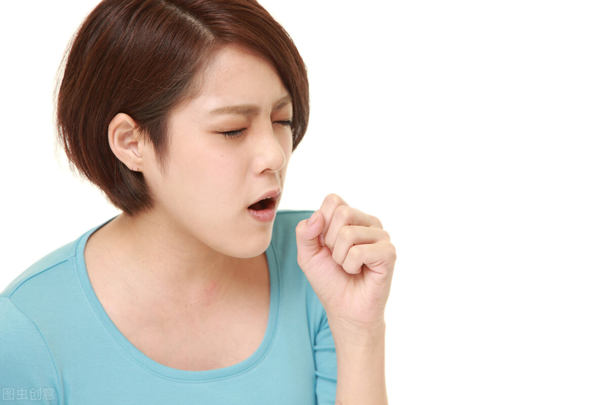 感觉喉咙有痰，老是咳不干净？老中医教你4招，轻松化解“老痰”