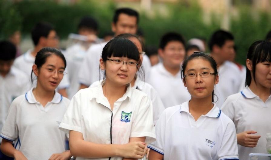 中考落榜的出路(中考落榜學(xué)什么專業(yè)最好)(圖2) 中考落榜的出路(中考落榜學(xué)什么專業(yè)最好)(圖2)