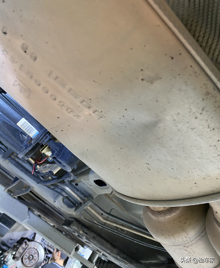 大排量进口SUV，12万买凯迪拉克SRX值不值？网友：白菜价都没人要