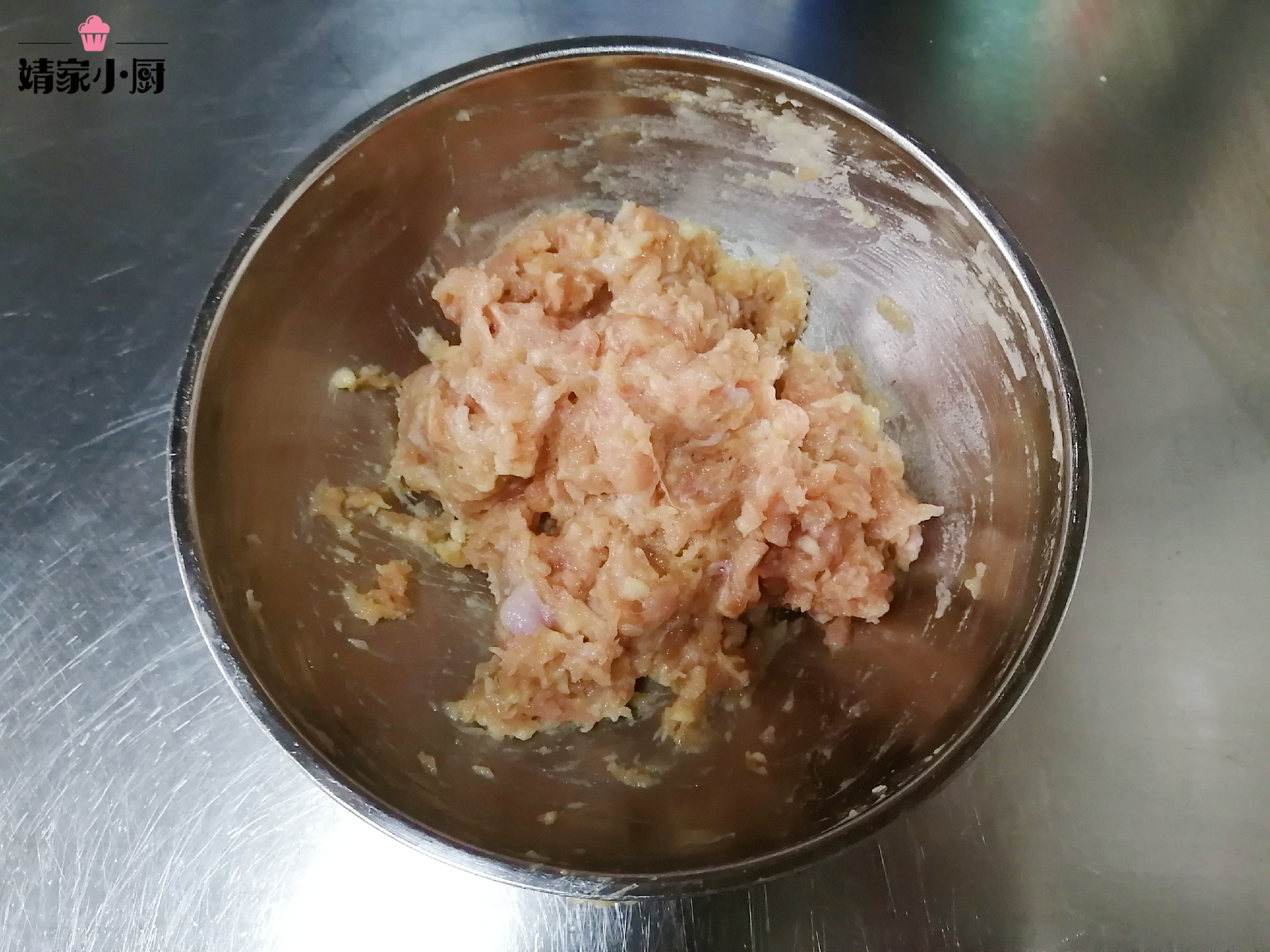 软糯飘香的“糯米肉丸”简单又美味，一口一个吃不够