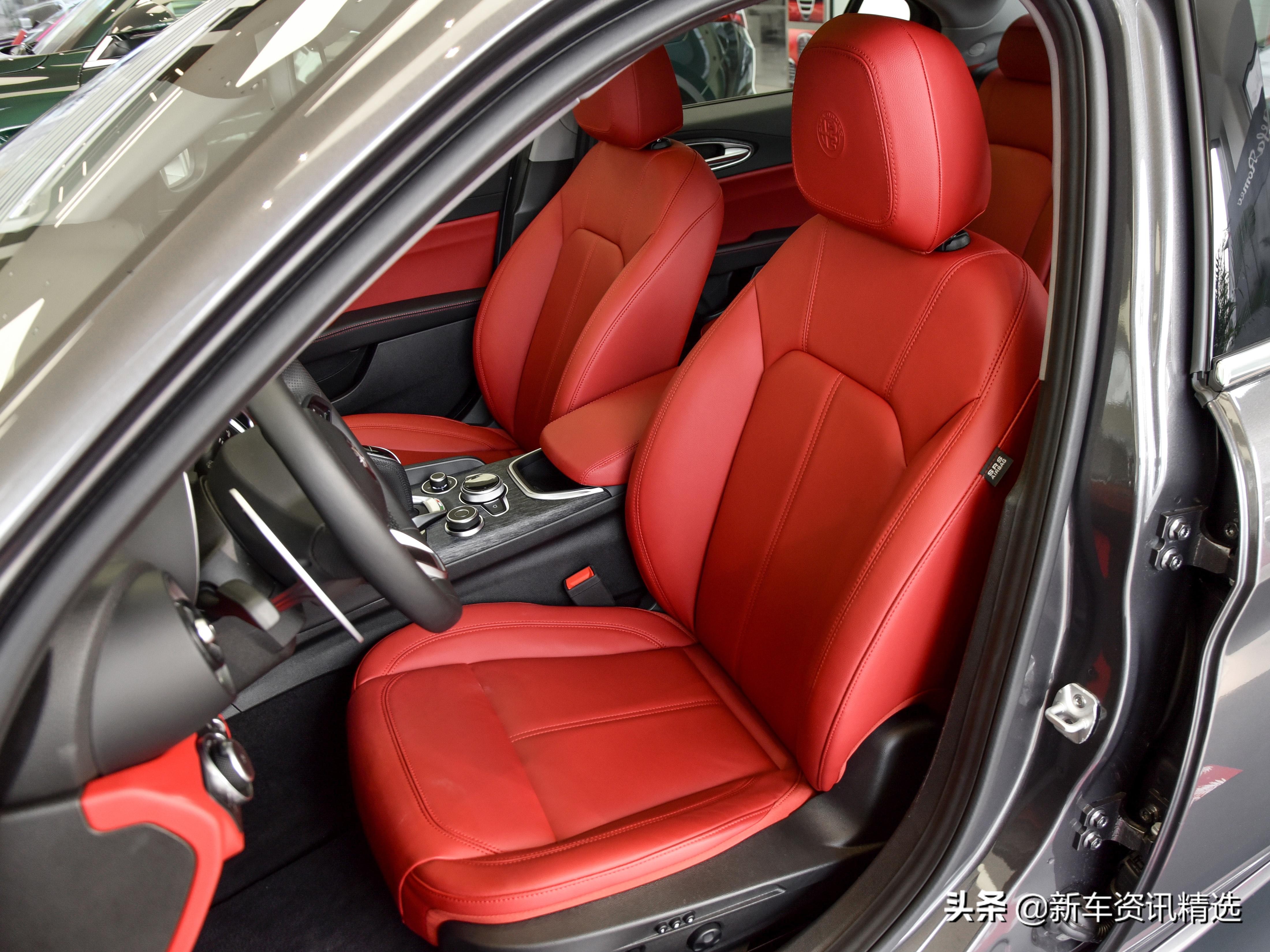 280马力意大利进口车，8AT，阿尔法·罗密欧Giulia