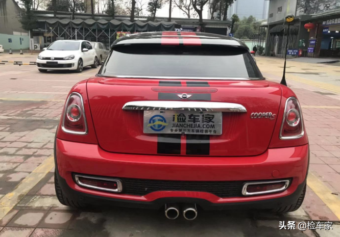 卖16万的买台宝马MINI COOPER S能买么，会不会有问题？