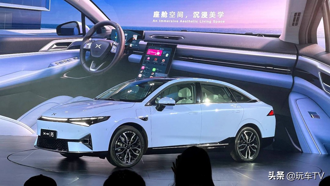 雷诺全新小钢炮国内上市！5.8s破百+四驱，13万起售真不贵