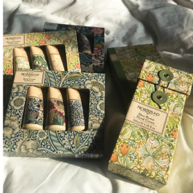 送老师的实用礼物（教师节可以送老师什么东西比较实用）