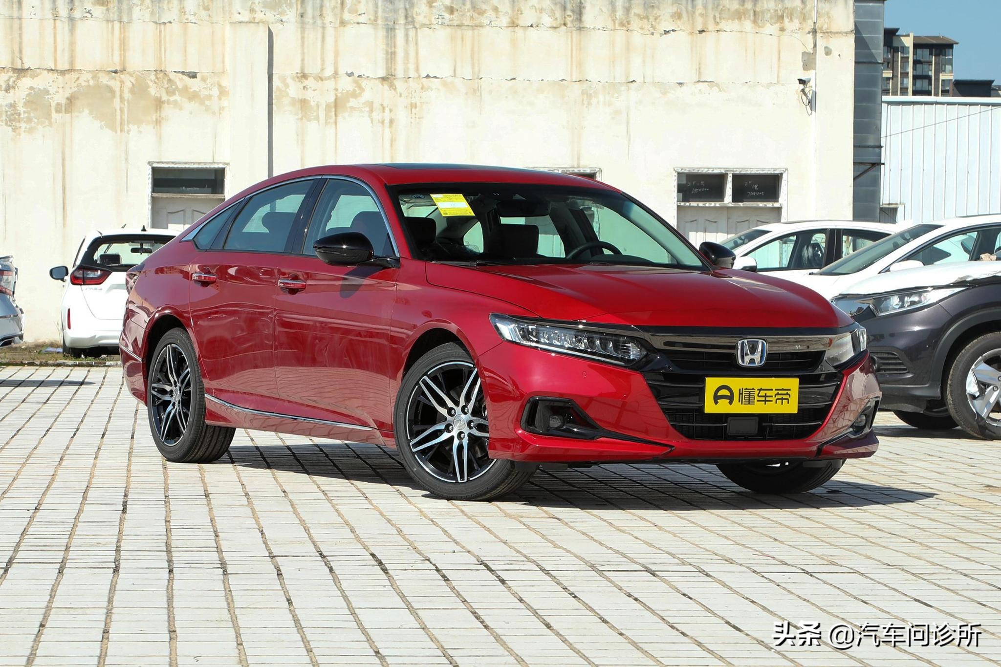 混动和纯电动汽车不能兼得，钱包不鼓选择困难，到底哪个好？