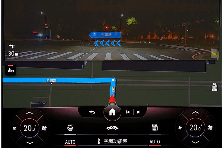 每一位成功老板绕不过的一辆车，试驾奔驰新一代S500