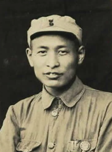 邱维达为什么没成为战俘？三点是关键！王耀武：老邱比我聪明多了