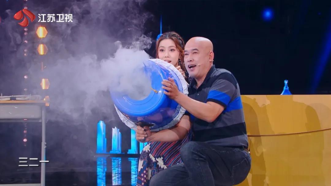不过是汇集一群短视频达人，这档新综艺凭什么开播就拿双网第一？