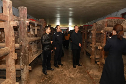 陕西省食品安全执法工作督导调研组莅临西凤股份公司开展调研活动