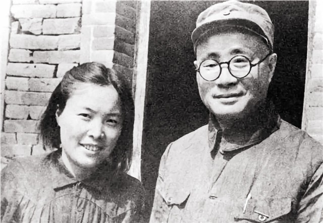 十大元帅夫人新中国成立后都担任什么工作，1955年有几人授衔