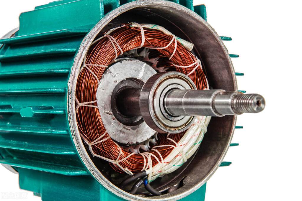 鑫光电动车评测搭载3000w交流电机动力足续航可达150公里