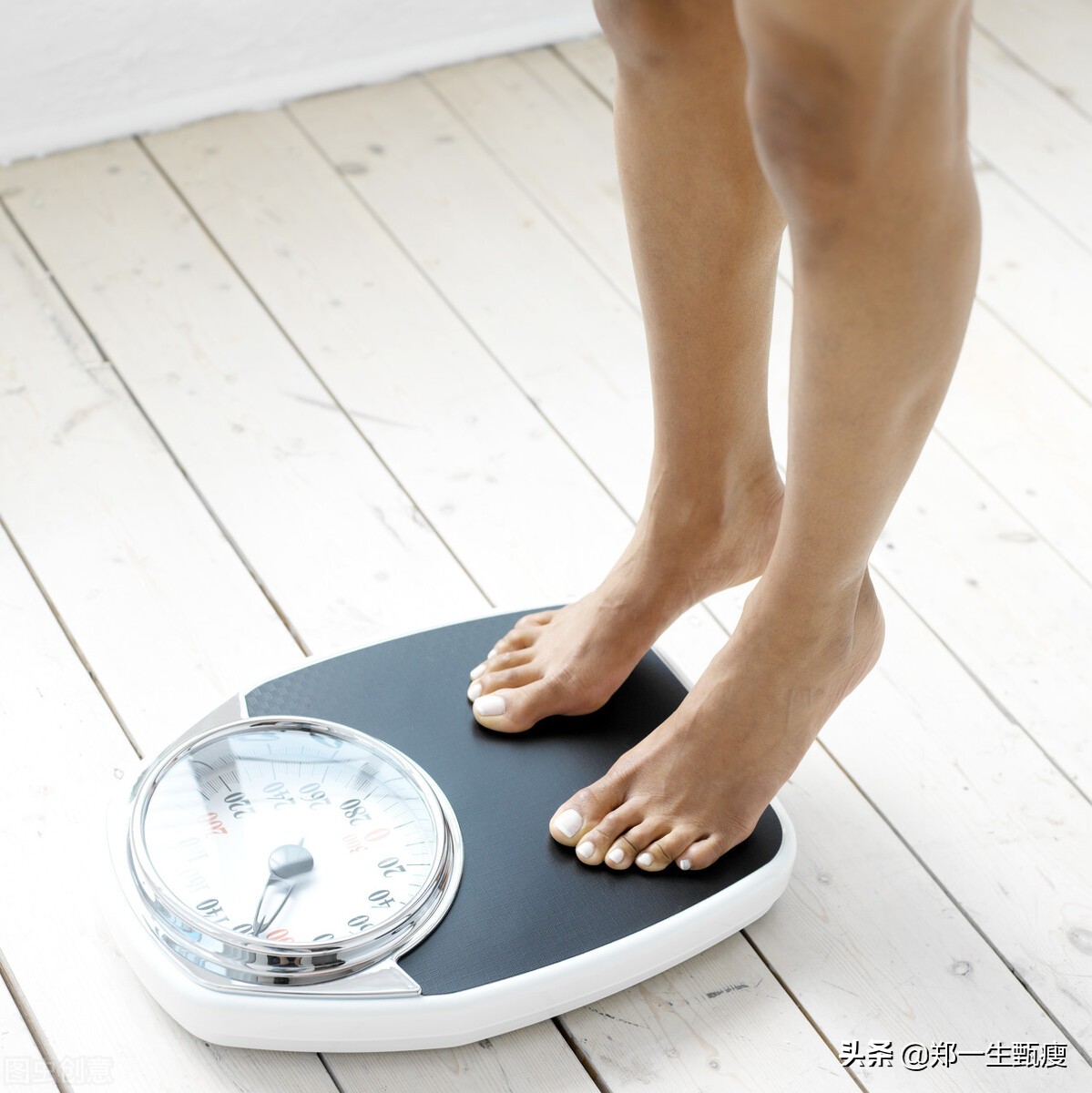 极低热量饮食：高蛋白、低热量、低碳水化合物的减肥计划