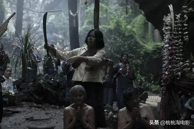 看看恐怖片,不也挺好的