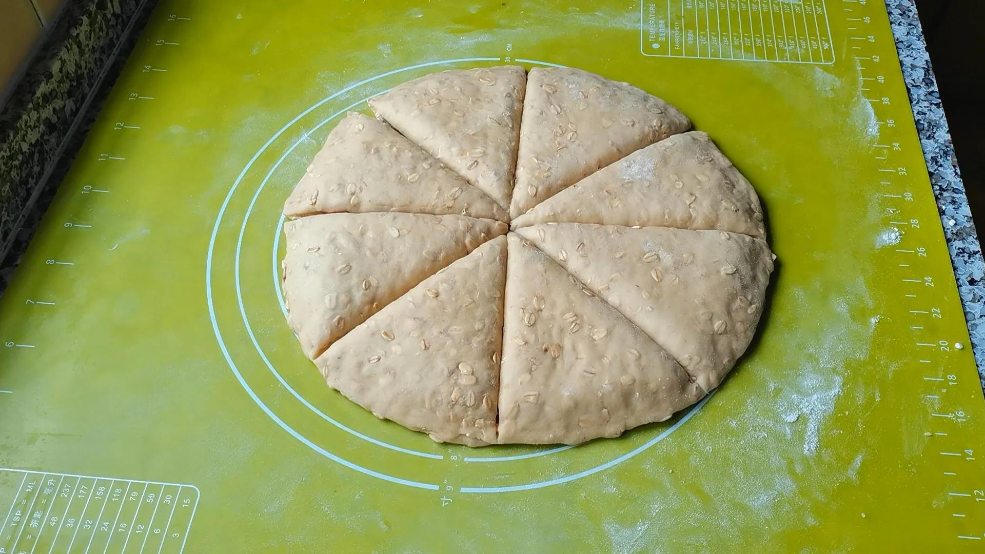 懶人版的燕麥豆沙麵包,不用揉出手套膜,一次醒面,一樣香甜鬆軟