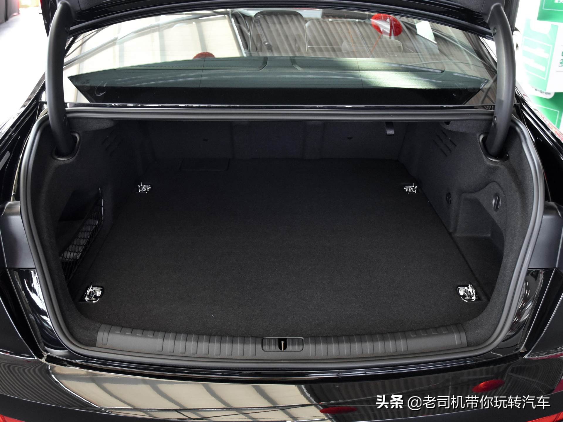 解决指标问题，长度超过5米，德系豪华大轿车，奥迪A6L新能源