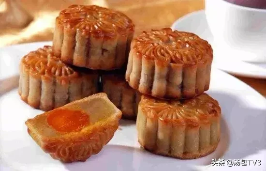月饼“卡路里”惊人 这样吃不长肉
