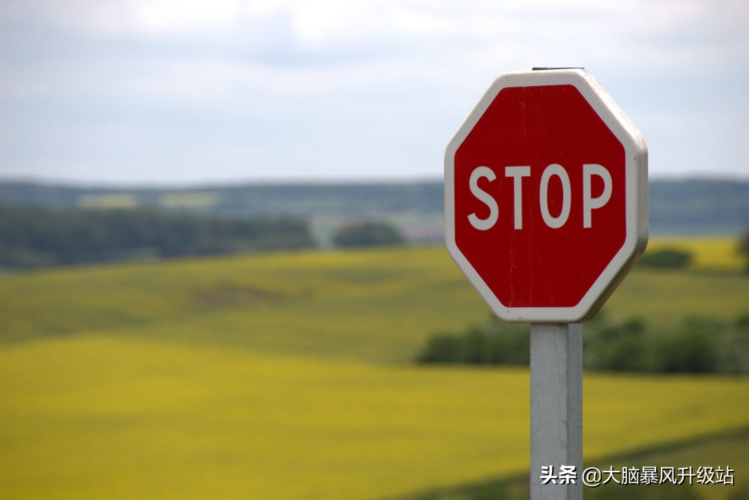 从0到10亿用户，打造现象级产品后黯然离场：Instagram的曲折之路