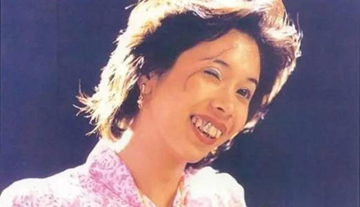 上嘴唇厚翘是牙性还是骨性凸嘴？原因及改善方法解析
