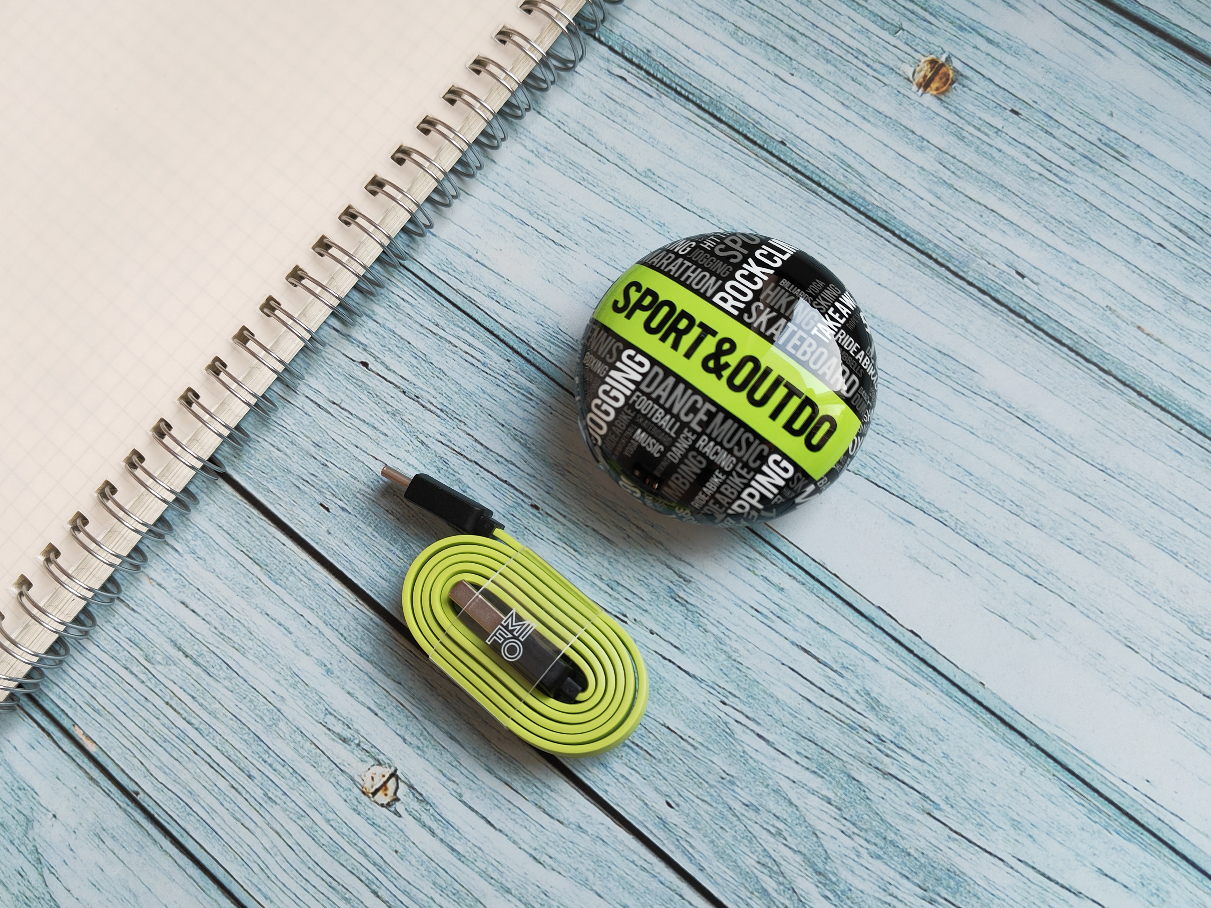 辨识度这么高，还有睡眠降噪功能，魔浪S蓝牙耳机不走寻常路