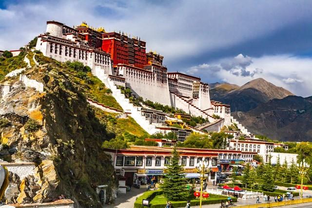 中国这10个景色绝美的景观，你去过5个就算旅游达人啦