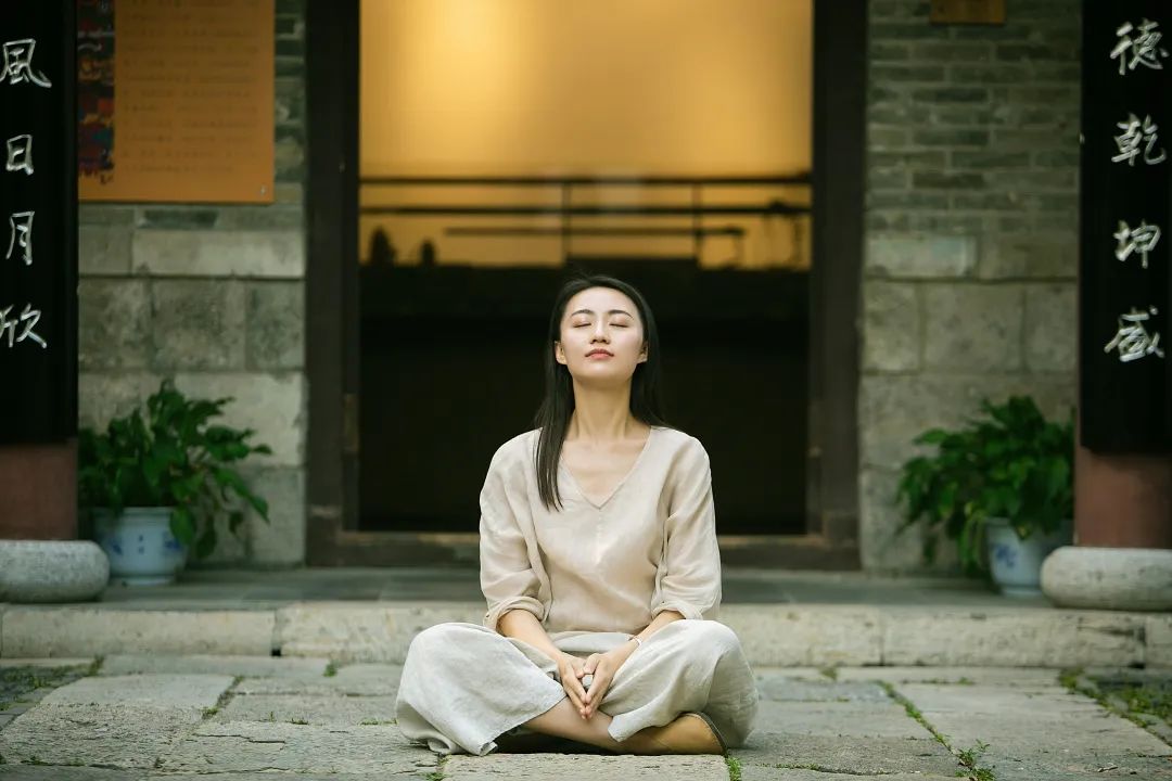 烧香的讲究和忌讳有什么烧香拜佛怎么求