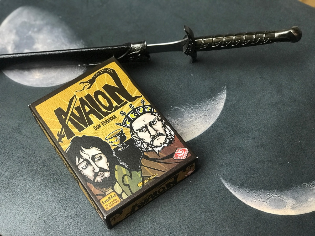 风靡全球的阿瓦隆，一个有故事的游戏