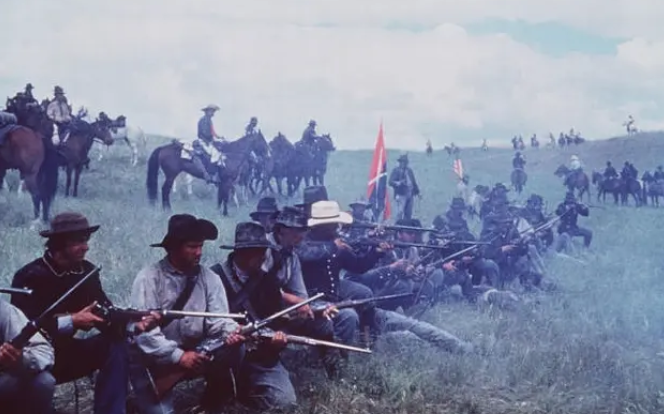 印第安苏族骑兵歼灭南北战争名将？美军：他们耍赖19世纪还玩肉搏
